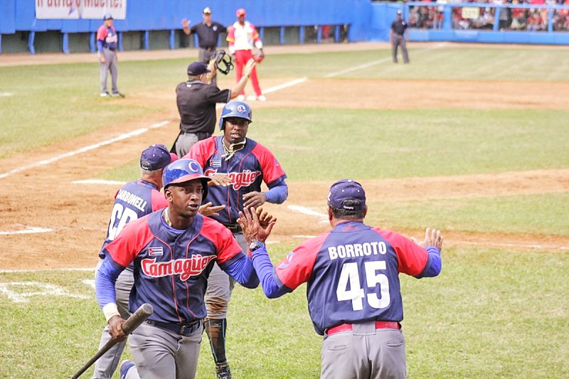 Ahora la controversia entre Toros y Cocodrilos será en Camagüey