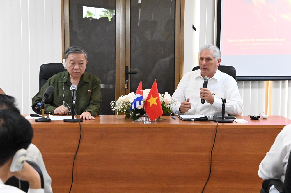 Díaz-Canel a To Lam: «Ustedes son un referente de resistencia y de lucha»