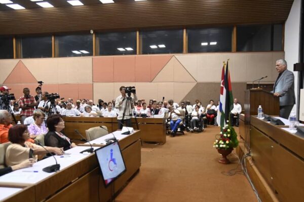 Díaz-Canel en VII Congreso de la Aclifim: “Seguiremos defendiendo la inclusión social de todas las personas con discapacidad en Cuba”.