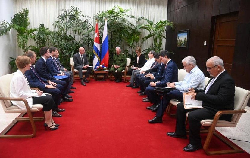 Recibió el Primer Secretario del Comité Central del Partido y Presidente de la República, Miguel Díaz-Canel Bermúdez, al Vicepresidente del Gobierno de la Federación de Rusia