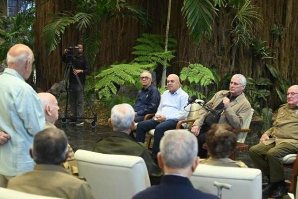 Agradece Díaz-Canel ejemplo de combatientes de la Revolución en Cuba (VIDEO) Agradece Díaz-Canel ejemplo de combatientes de la Revolución en Cuba