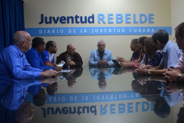Visita Díaz-Canel nuevas sedes de instituciones de la prensa cubana