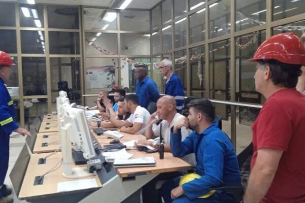 Progresos en la interconexión del sistema eléctrico nacional