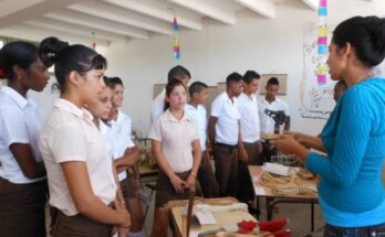 Garantizarán en Florida formación politécnica para el próximo curso escolar