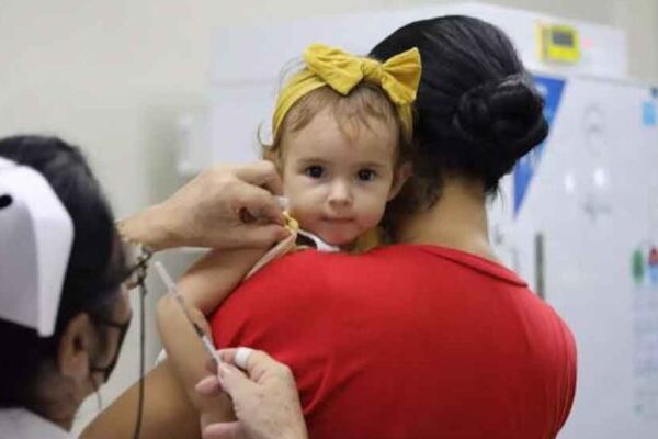 Aplican a infantes floridanos la vacuna Abdala