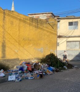 Basura que nos habla: conciencia y acción por calles limpias