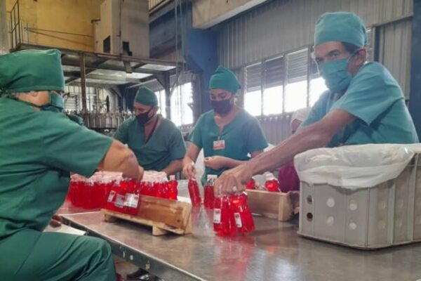 Avanza en su producción Empresa de Bebidas y Refrescos de Camagüey