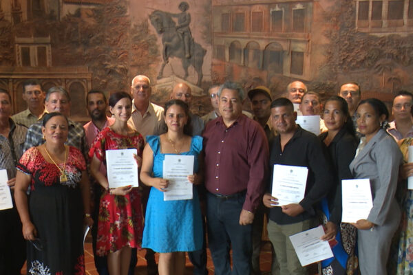 Nueva graduación del Diplomado de Administración Pública y Empresarial en Camagüey