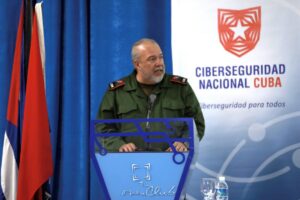 Primer ministro de Cuba asiste a clausura de encuentro de Ciberseguridad