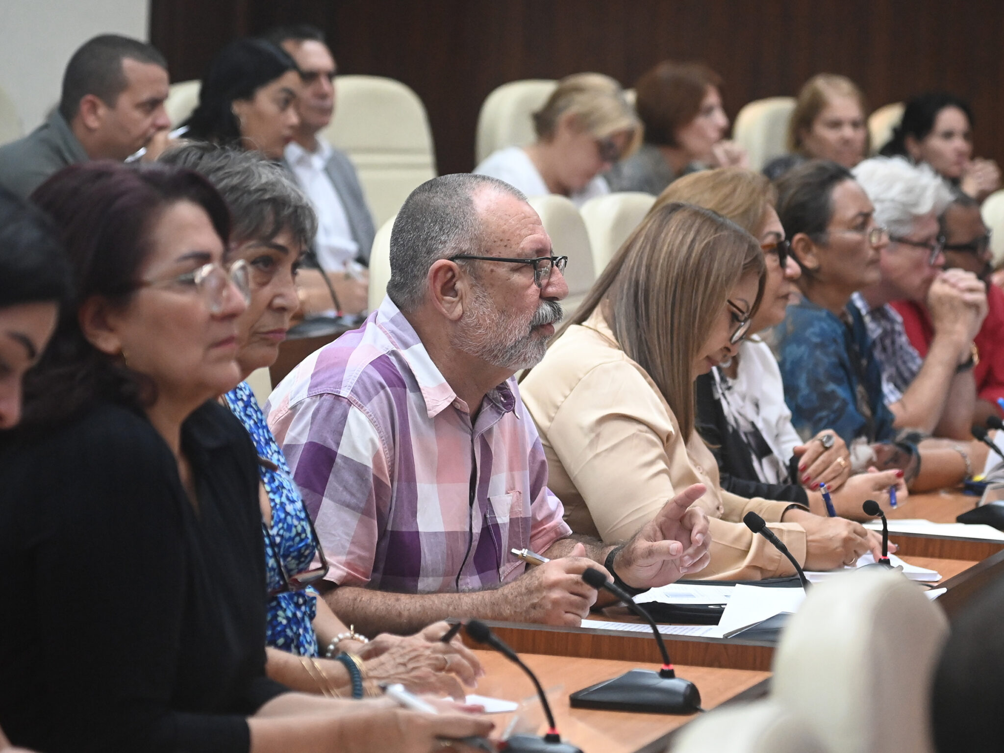 Ratifican tendencia al control general de las arbovirosis que circulan en el país, para principios del próximo año