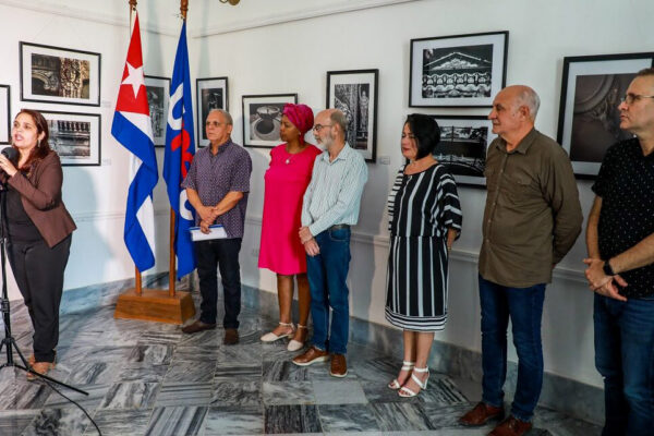 Entrega la UPEC Distinción Félix Elmusa