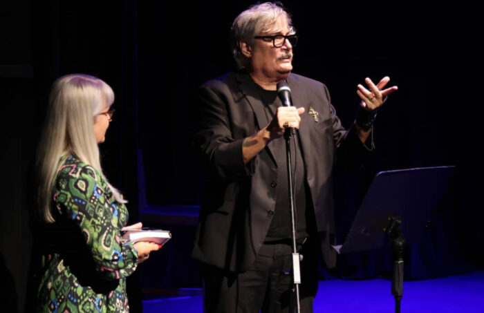 Presidente de Cuba asiste a entrega del Premio Nacional de Música a Amaury Pérez