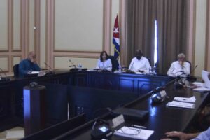 El Consejo de Estado ha continuado dando permanente seguimiento y evaluación a la implementación del Programa Económico y Social del Gobierno 2026. Foto: Tony Hernández Mena