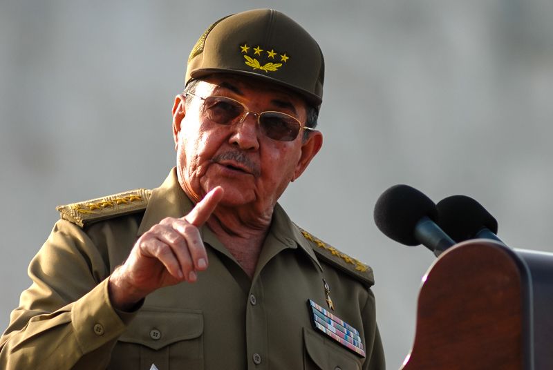 Cuba felicita a Raúl en su cumpleaños 95
