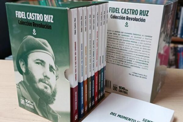 Un texto que define las esencias de un país en Revolución