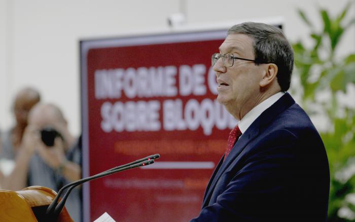 El Canciller aseveró que la política vigente del gobierno de Estados Unidos contra la Isla tipifica como un acto de genocidio según las convenciones internacionales. Foto: Juvenal Balán
